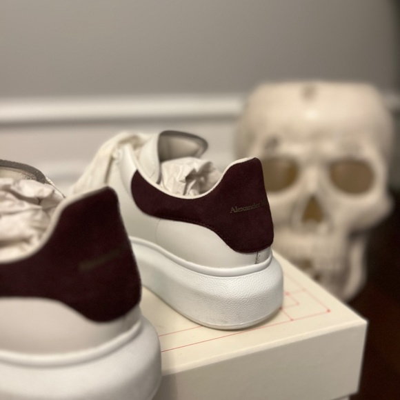 Alexander McQueen Sneakers - Picture 3 of 10